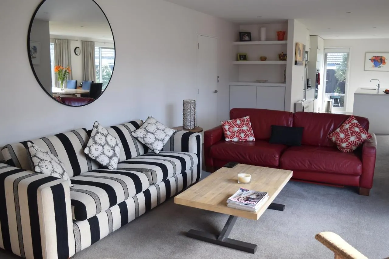 Bed & Breakfast In The Heart Of Fendalton Christchurch 0*,  New Zealand